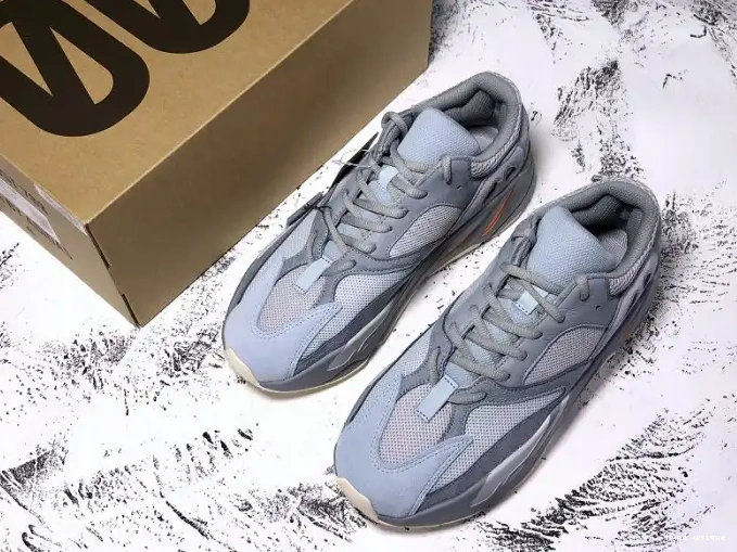 hype Yeezy Inertia